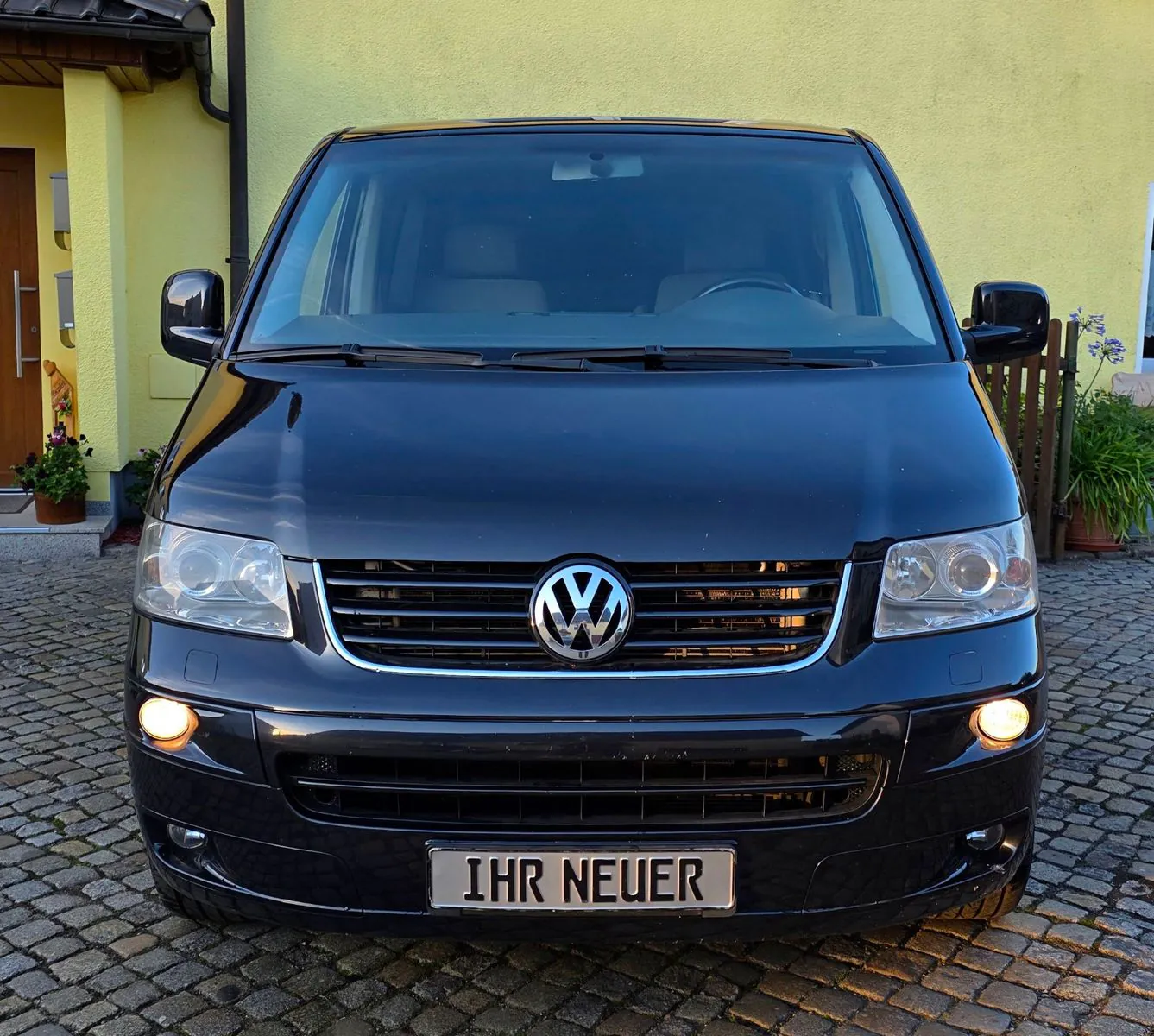 Fahrzeugabbildung Volkswagen T5 Bus 
