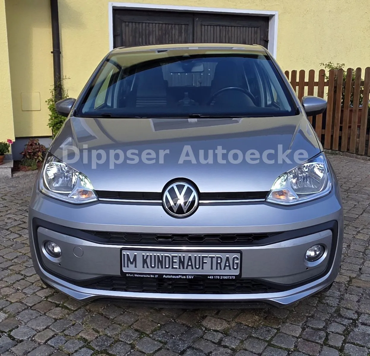 Fahrzeugabbildung Volkswagen up! 
