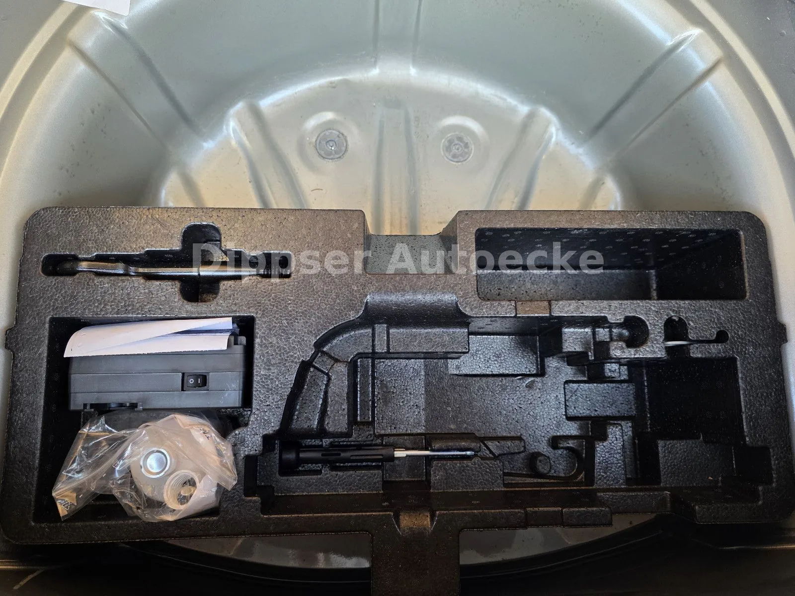 Fahrzeugabbildung Volkswagen up!
