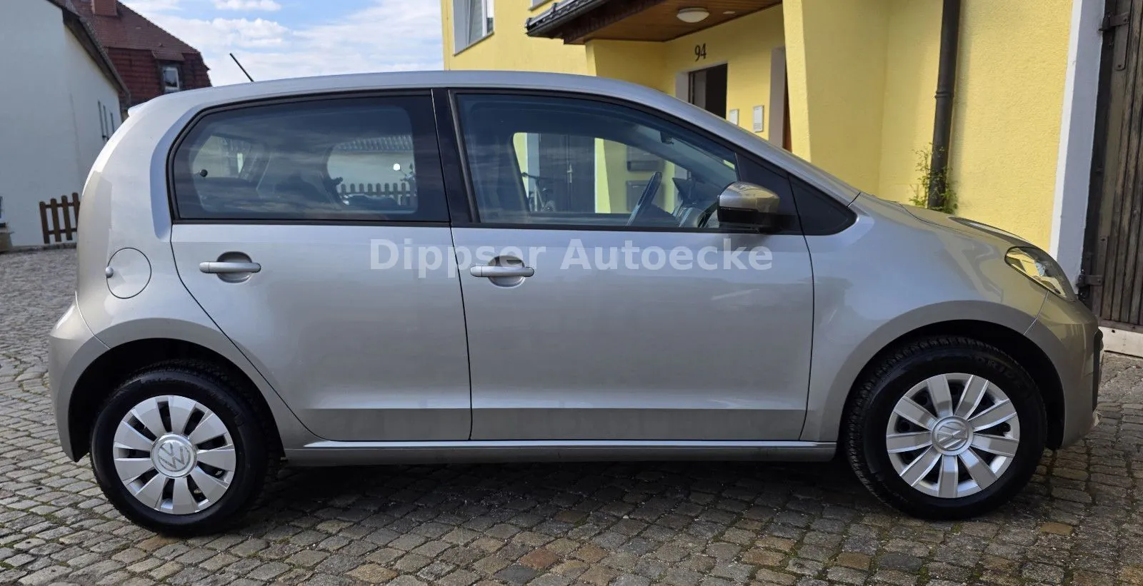 Fahrzeugabbildung Volkswagen up! 