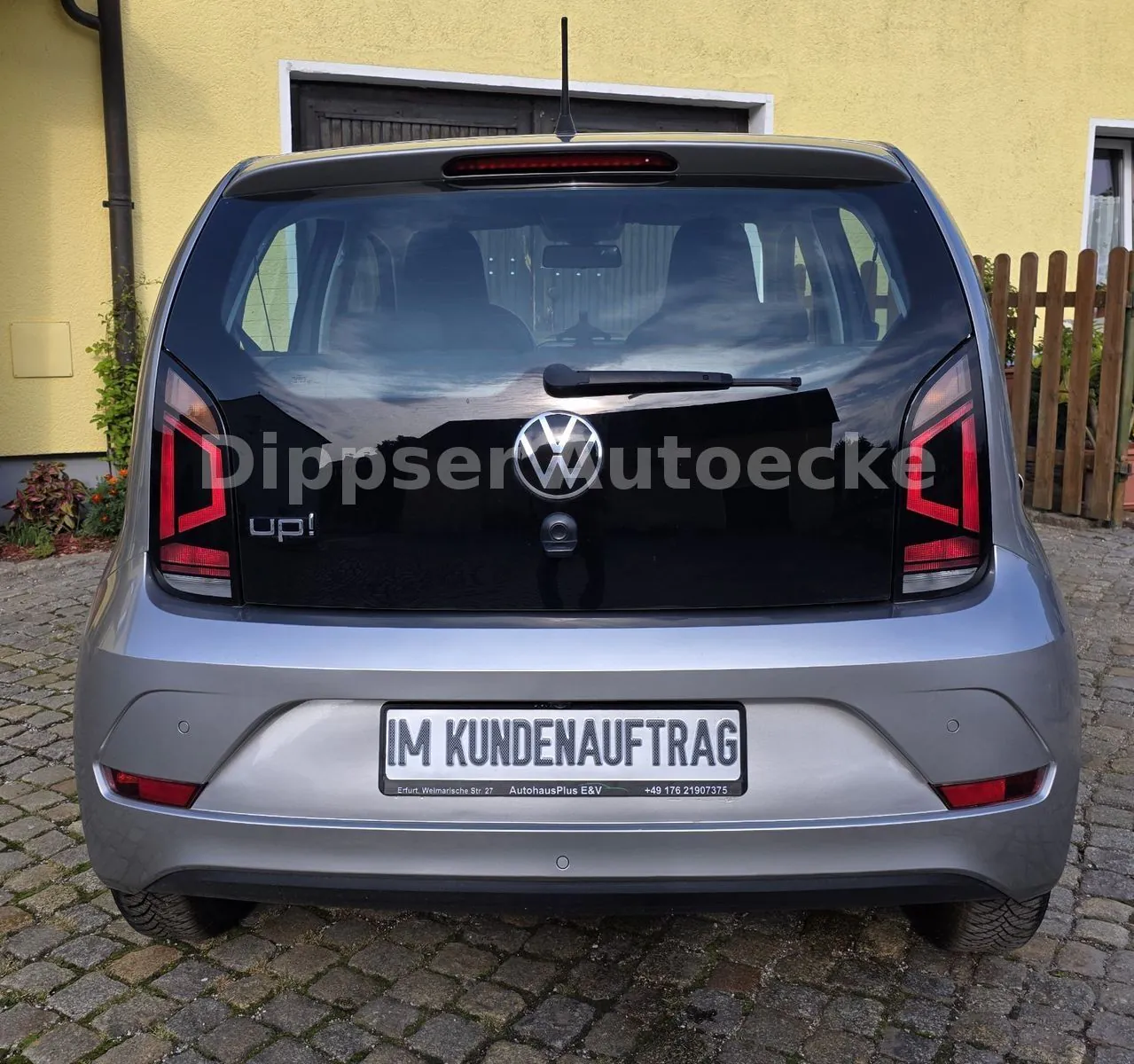 Fahrzeugabbildung Volkswagen up! 