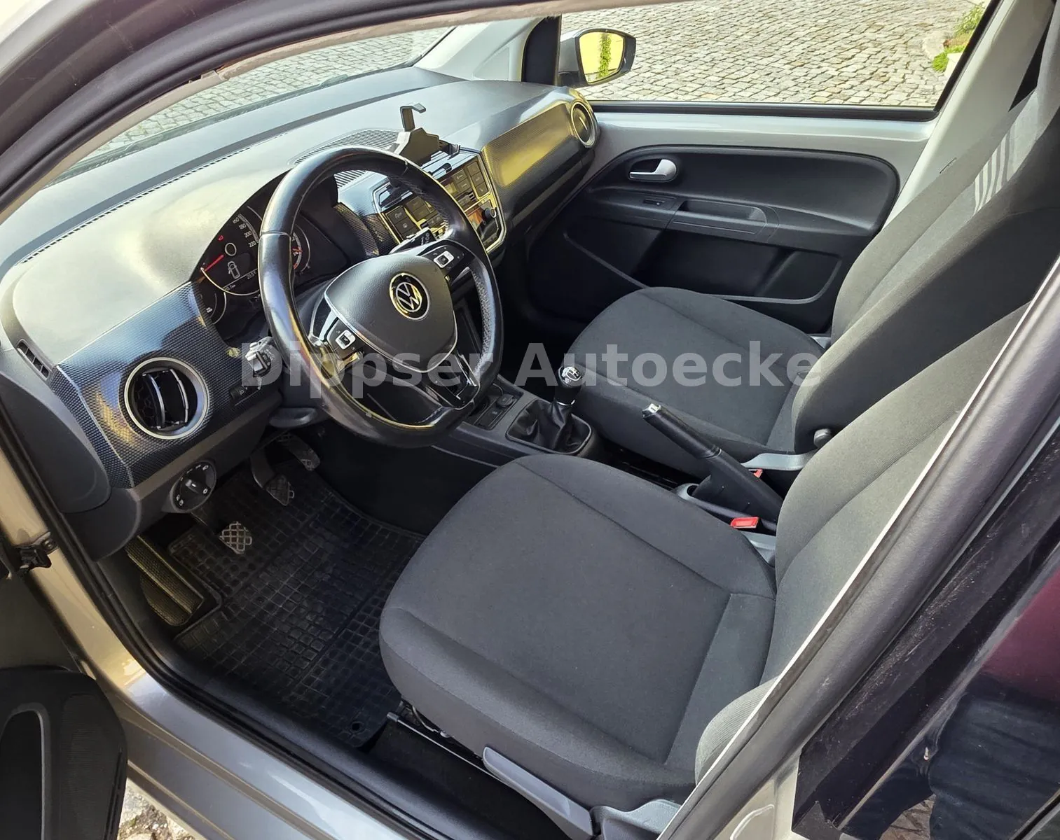 Fahrzeugabbildung Volkswagen up! 
