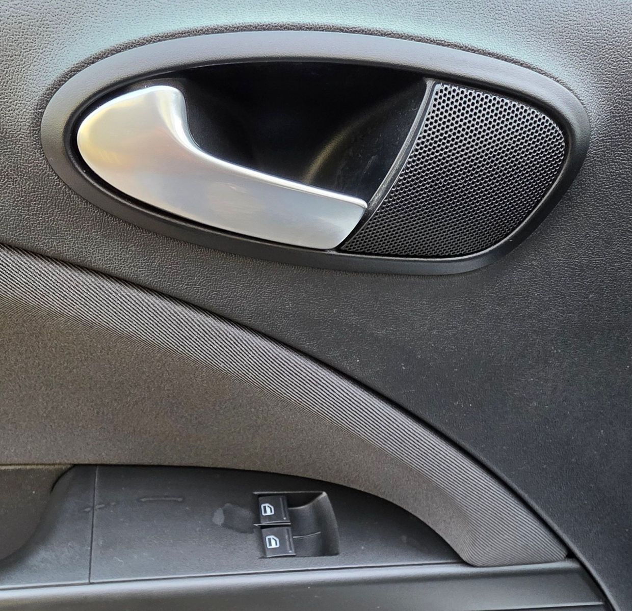 Fahrzeugabbildung SEAT Leon Reference 