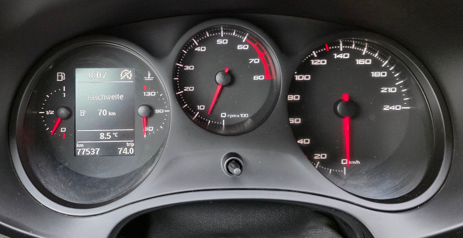 Fahrzeugabbildung SEAT Leon Reference 
