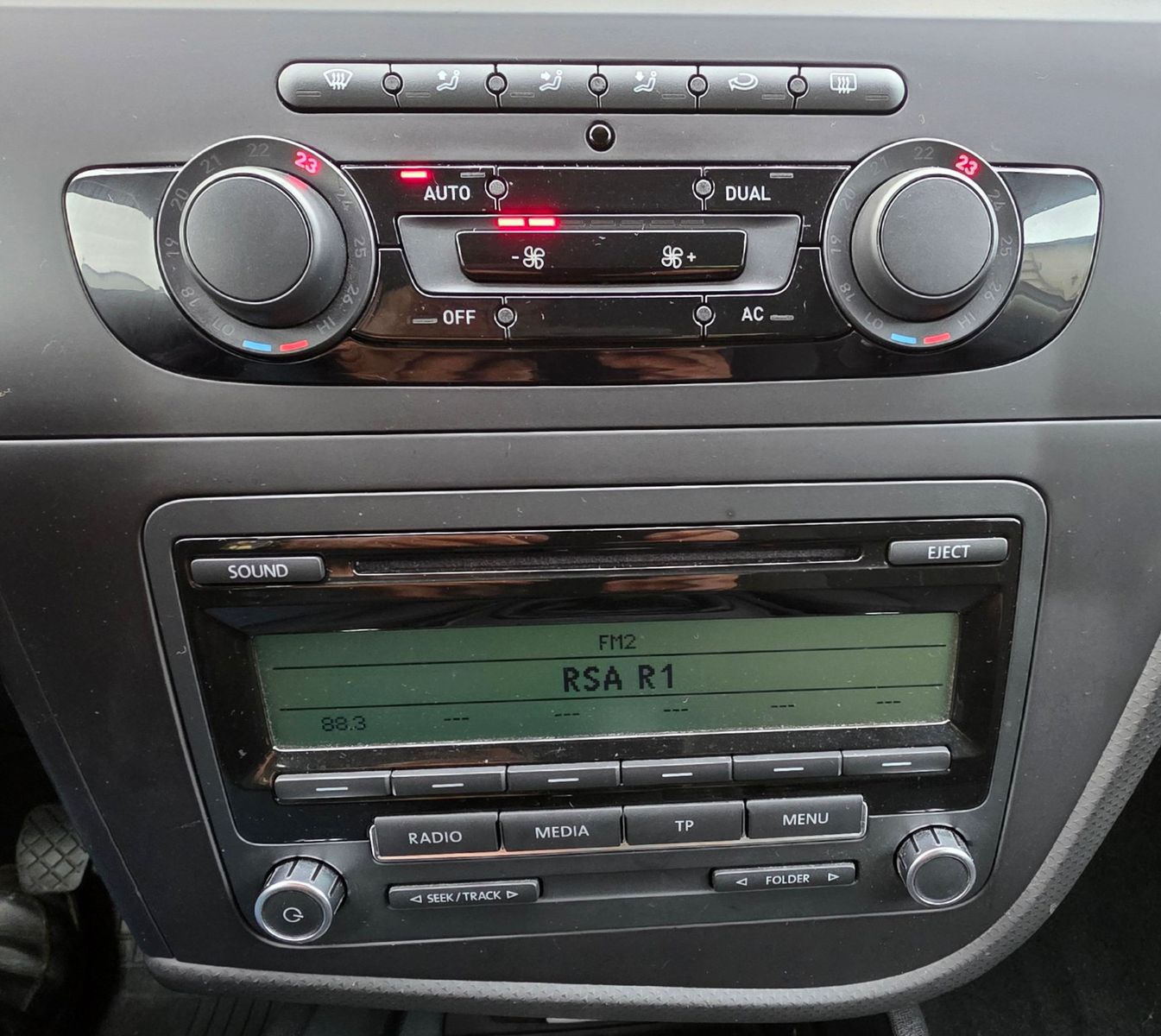 Fahrzeugabbildung SEAT Leon Reference 