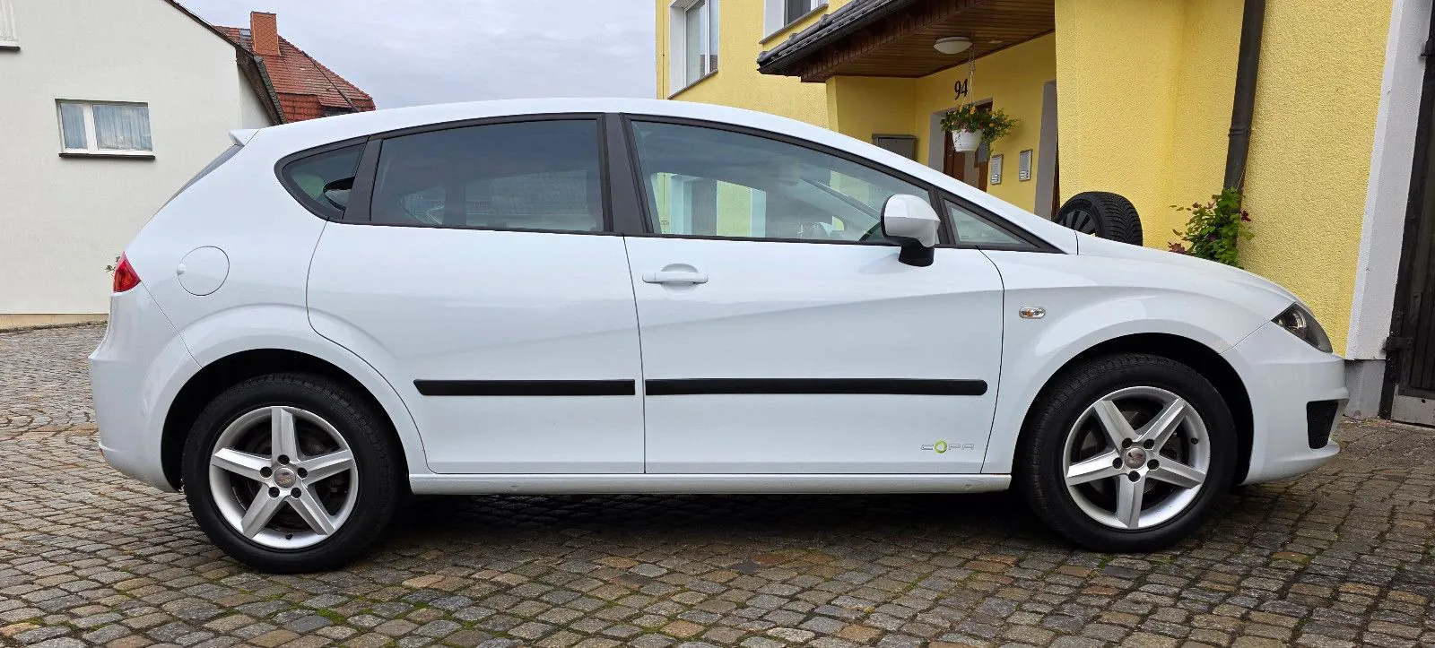 Fahrzeugabbildung SEAT Leon Reference 