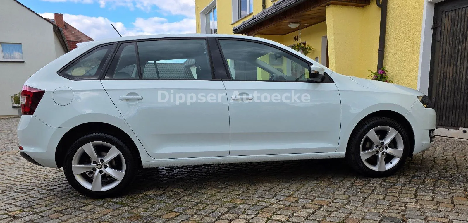 Fahrzeugabbildung SKODA Rapid Spaceback 
