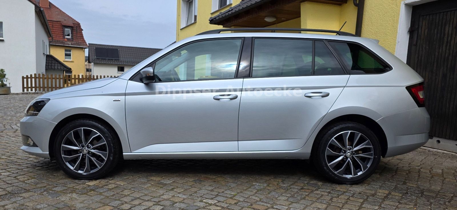 Fahrzeugabbildung SKODA Fabia Combi 