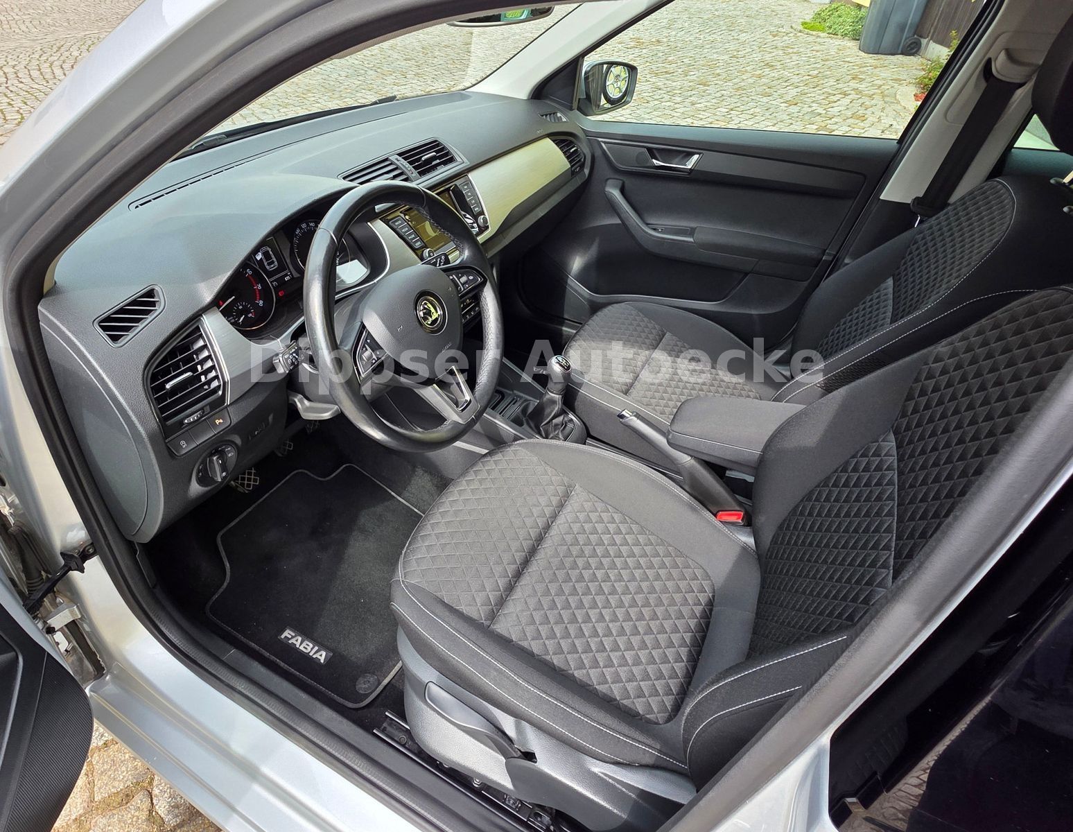 Fahrzeugabbildung SKODA Fabia Combi 