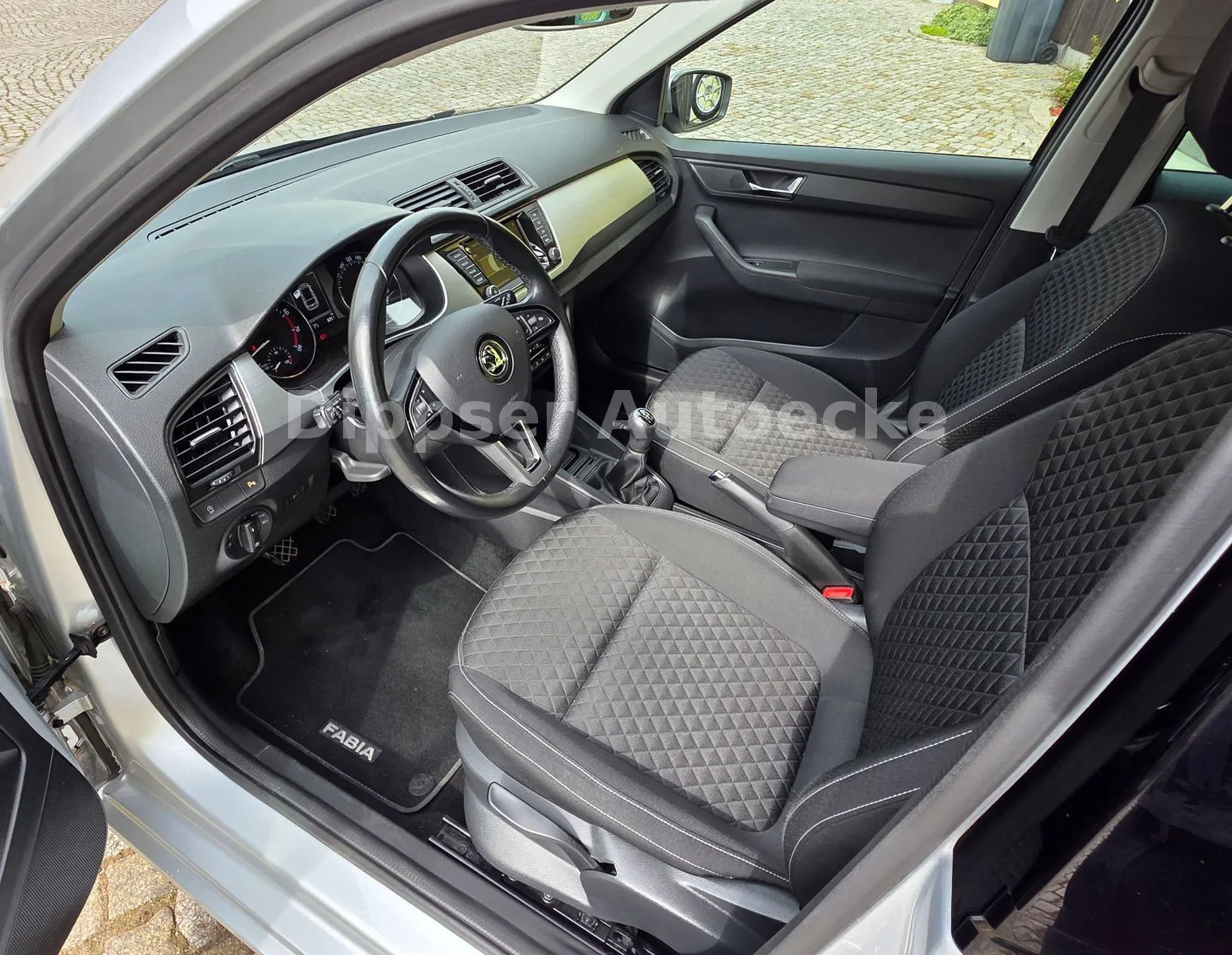 Fahrzeugabbildung SKODA Fabia Combi 