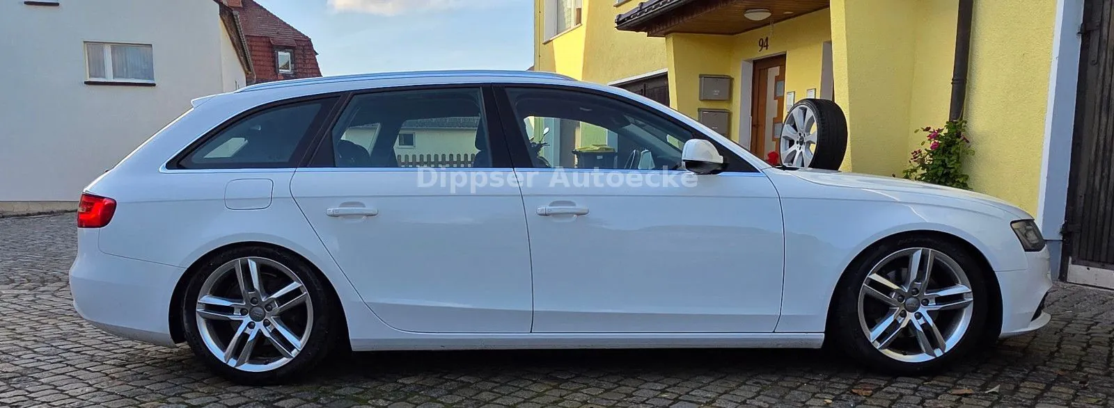 Fahrzeugabbildung Audi A4 Avant 