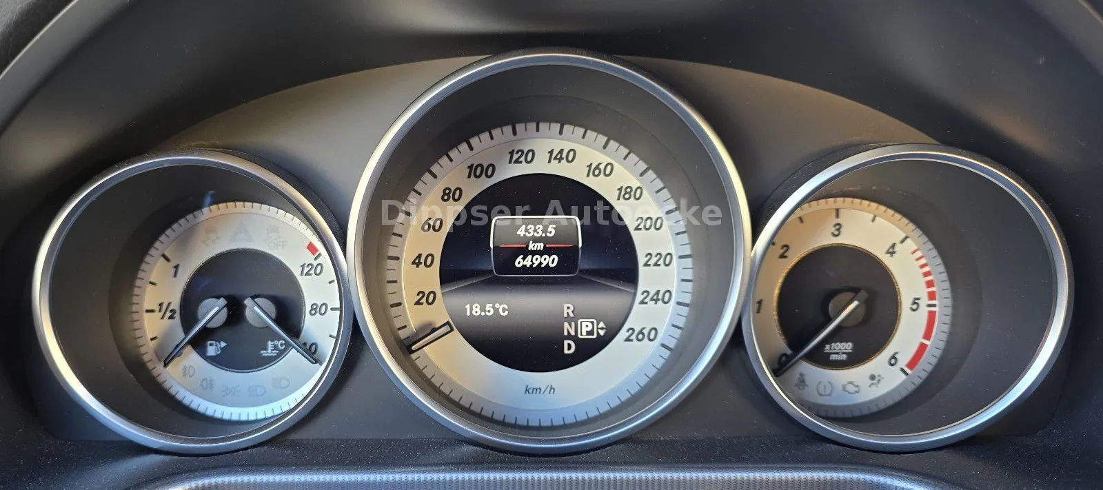 Fahrzeugabbildung Mercedes-Benz E 350_Limousine_4Matic_Climatr_Sitzh_8 fach...