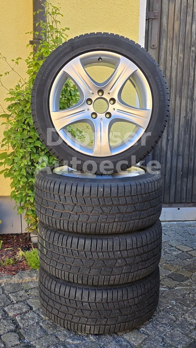 Fahrzeugabbildung Mercedes-Benz E 350_Limousine_4Matic_Climatr_Sitzh_8 fach...