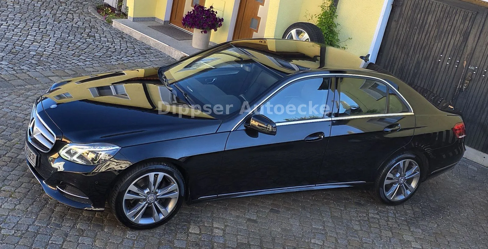 Fahrzeugabbildung Mercedes-Benz E 350_Limousine_4Matic_Climatr_Sitzh_8 fach...