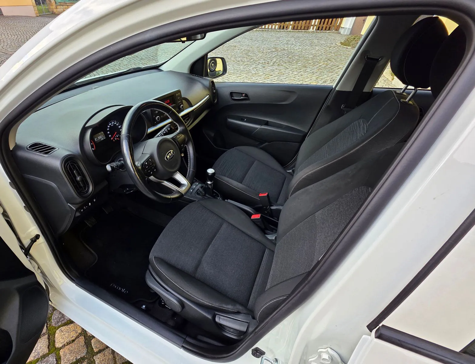 Fahrzeugabbildung Kia Picanto 