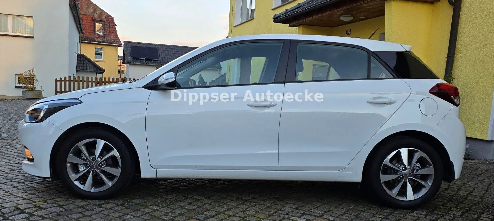 Fahrzeugabbildung Hyundai i20 