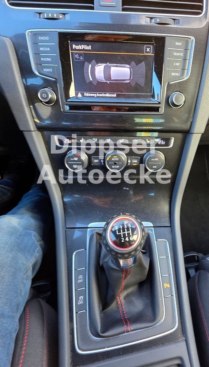 Fahrzeugabbildung Volkswagen Golf VII Lim. GTI/Alu/Climatronic/Sitzheizung