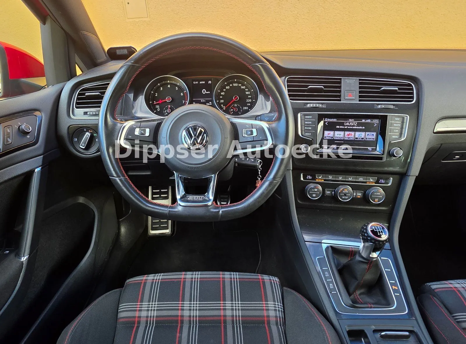 Fahrzeugabbildung Volkswagen Golf VII Lim. GTI/Alu/Climatronic/Sitzheizung