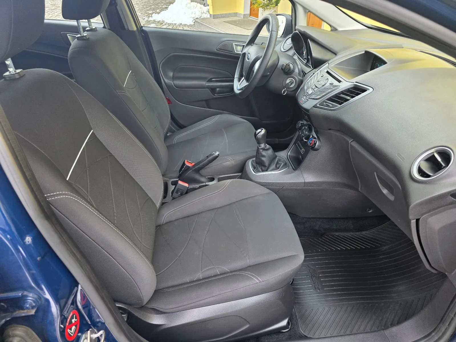 Fahrzeugabbildung Ford Fiesta