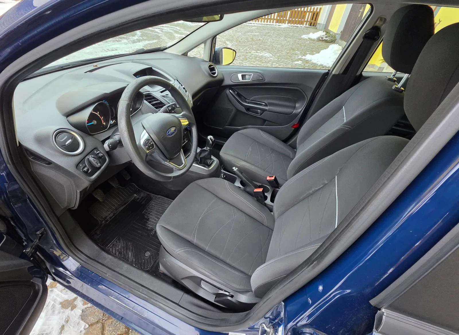 Fahrzeugabbildung Ford Fiesta 