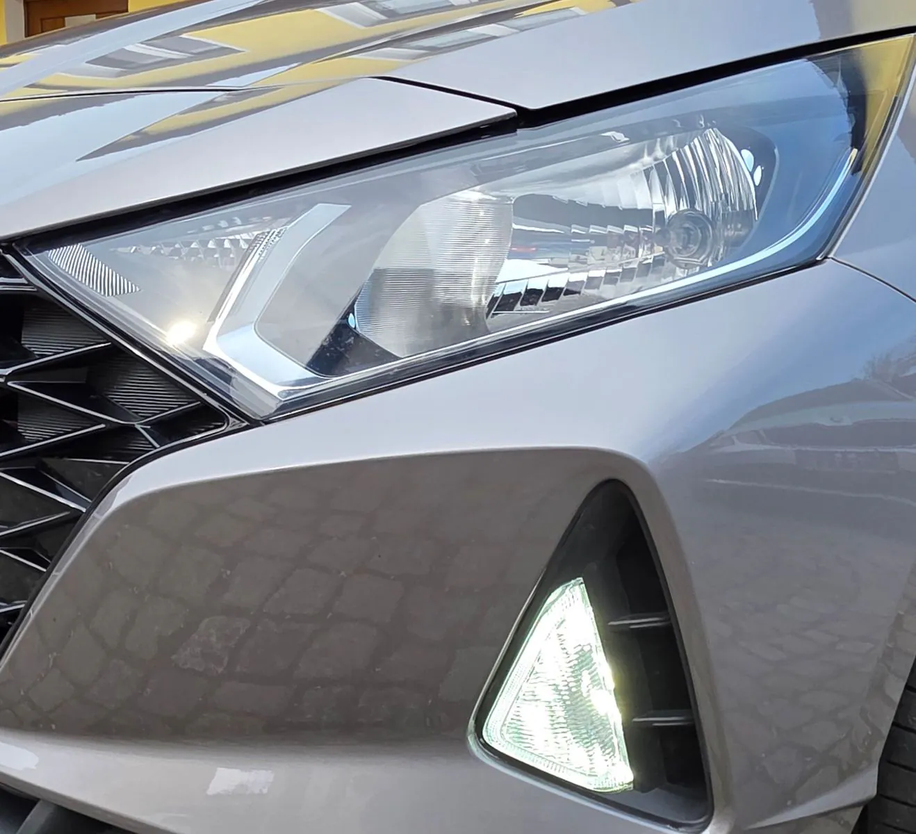 Fahrzeugabbildung Hyundai i20