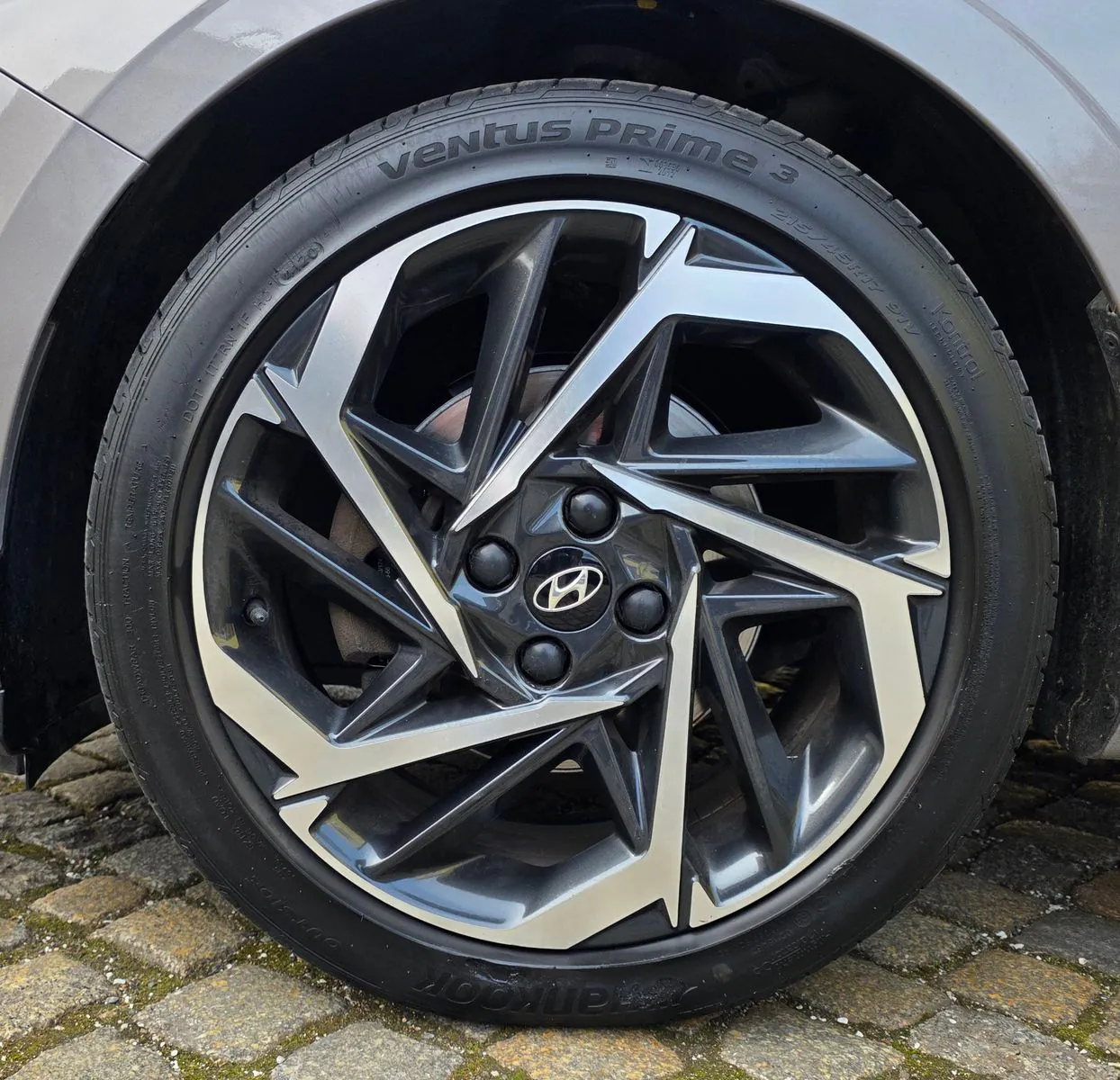 Fahrzeugabbildung Hyundai i20