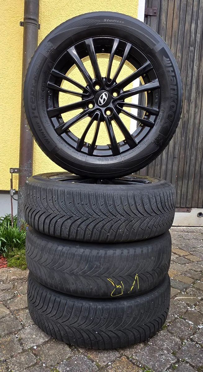 Fahrzeugabbildung Hyundai i20 