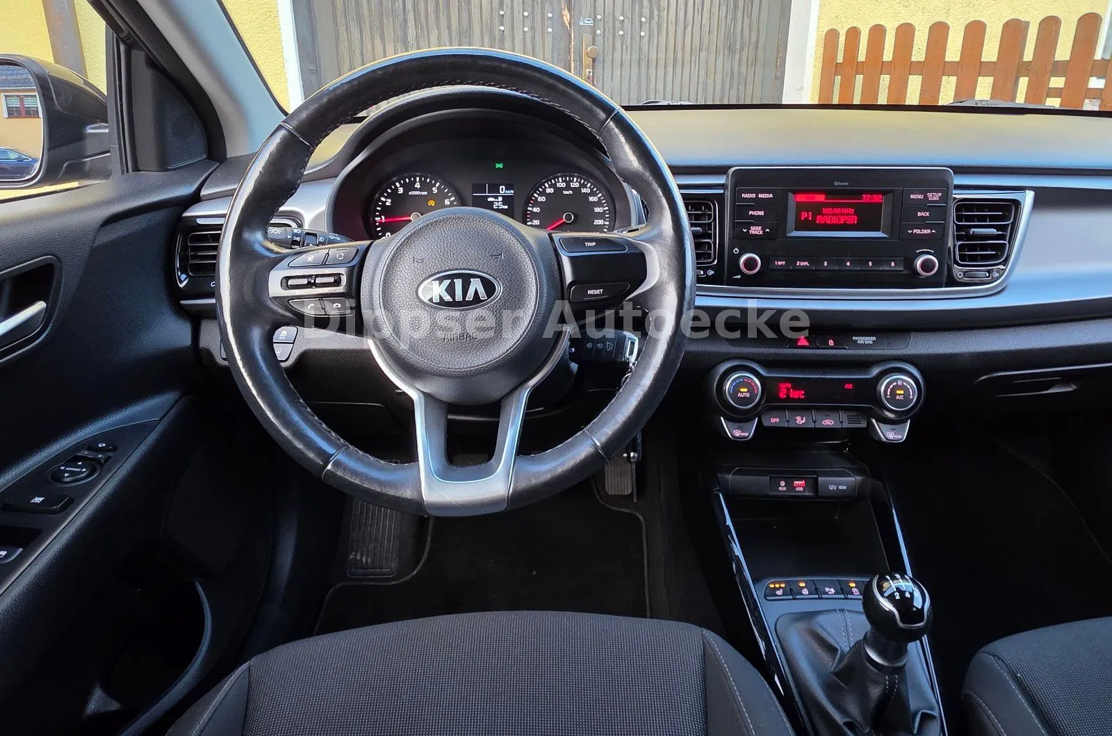 Fahrzeugabbildung Kia Rio