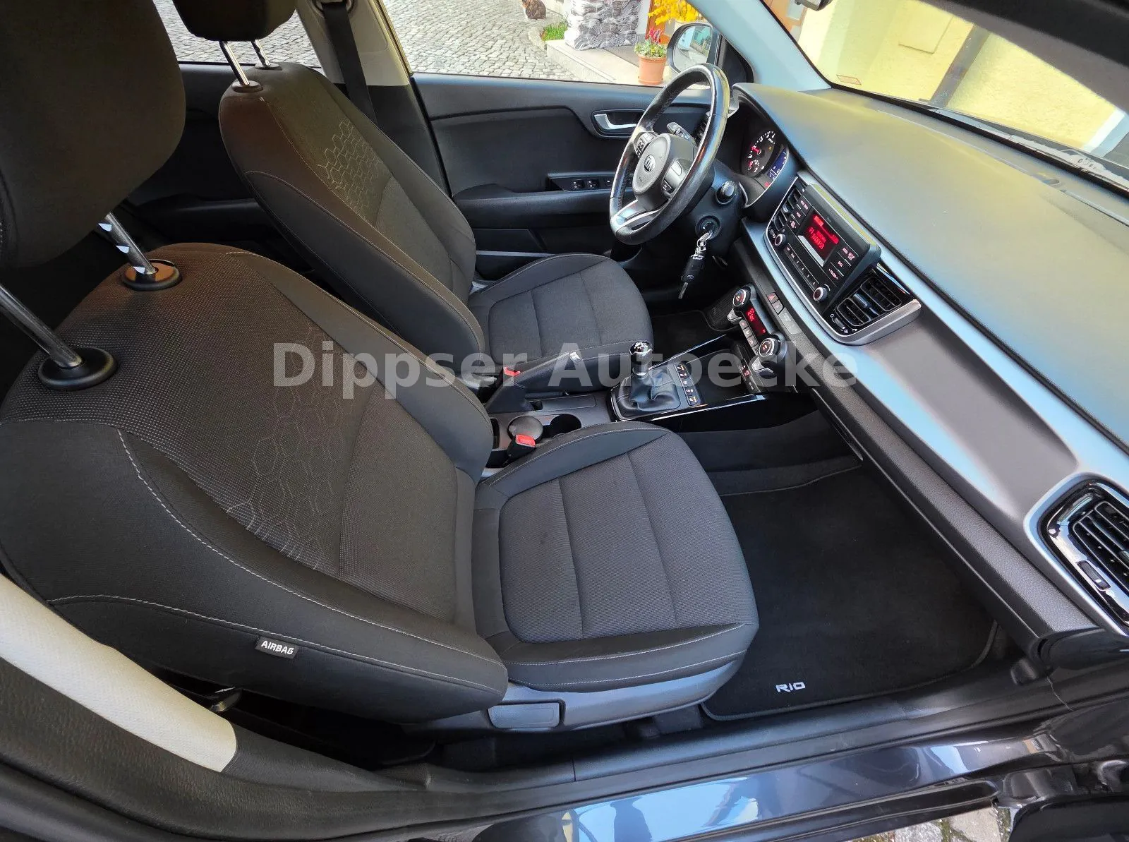 Fahrzeugabbildung Kia Rio