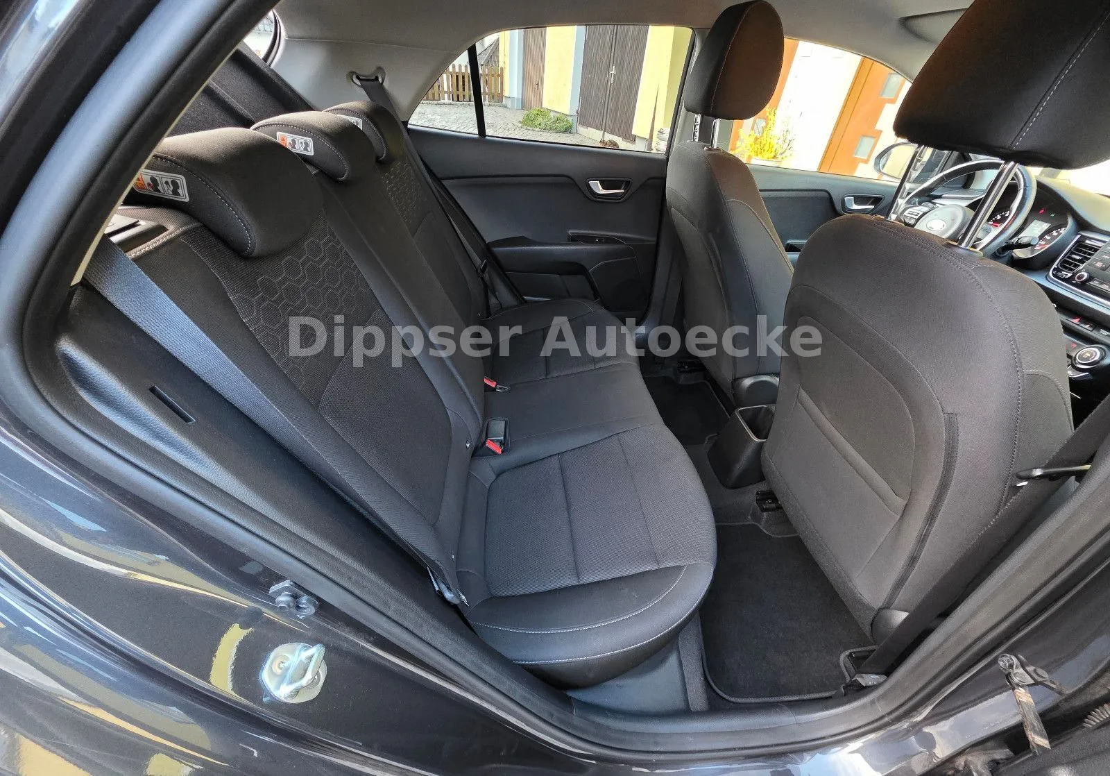 Fahrzeugabbildung Kia Rio