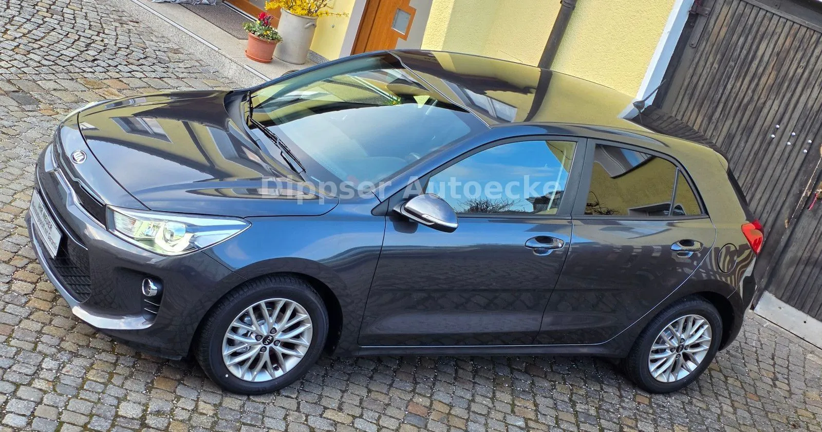 Fahrzeugabbildung Kia Rio 