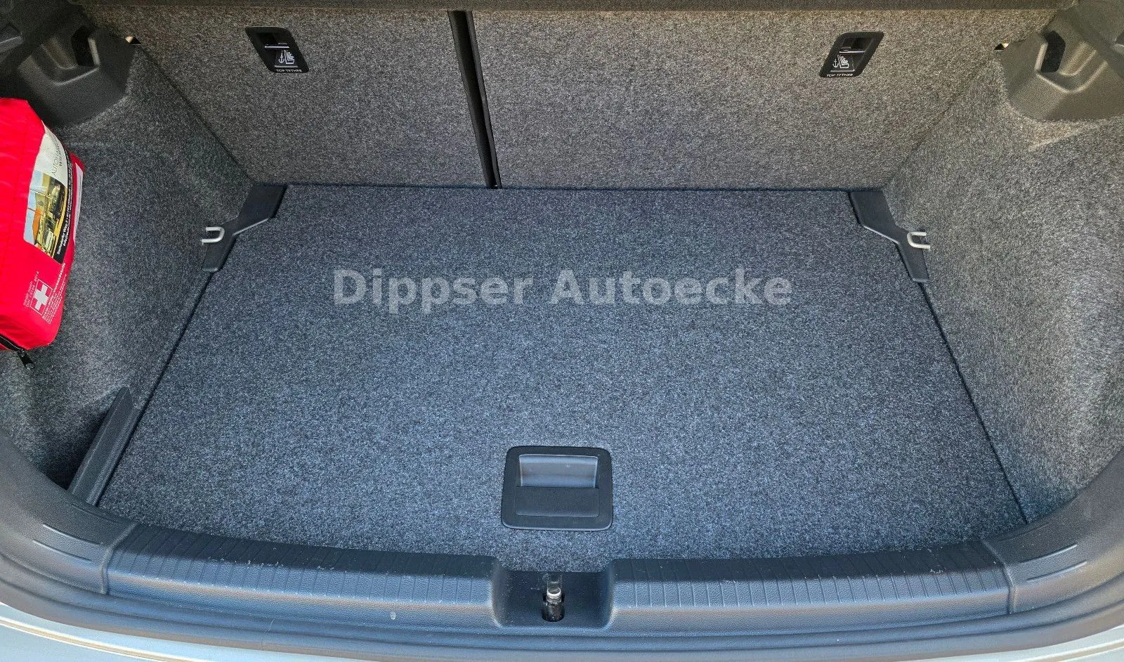 Fahrzeugabbildung Volkswagen Polo VI "Comfortline"_Sitzh_Klima_Allw. mit Alu.