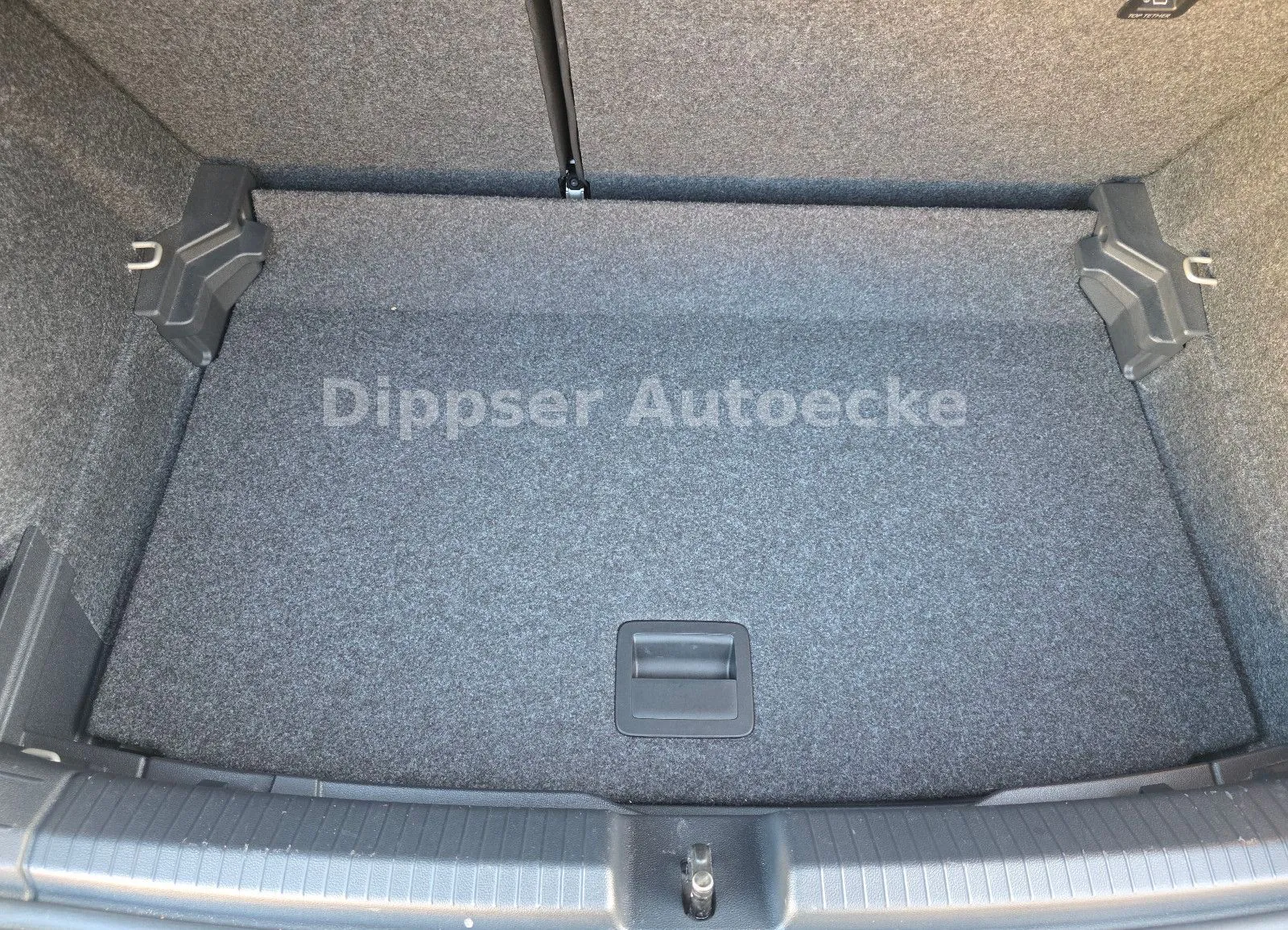 Fahrzeugabbildung Volkswagen Polo VI "Comfortline"_Sitzh_Klima_Allw. mit Alu.