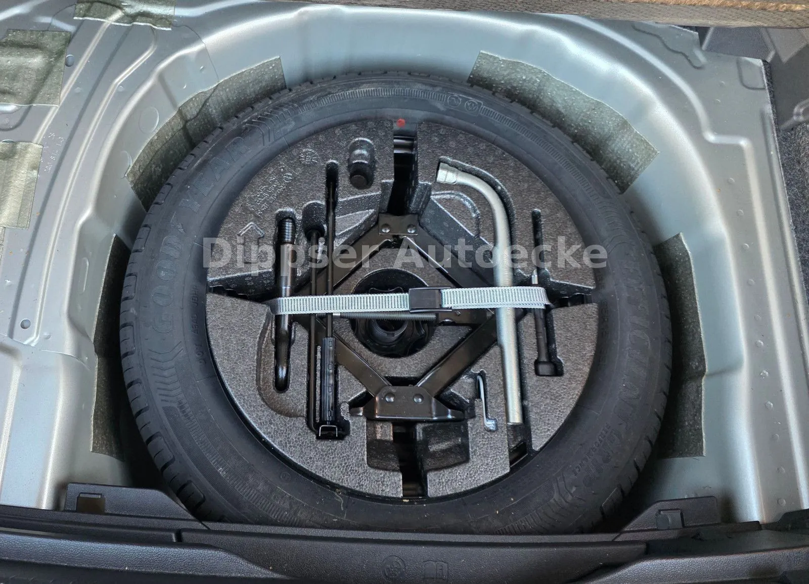 Fahrzeugabbildung Volkswagen Polo VI