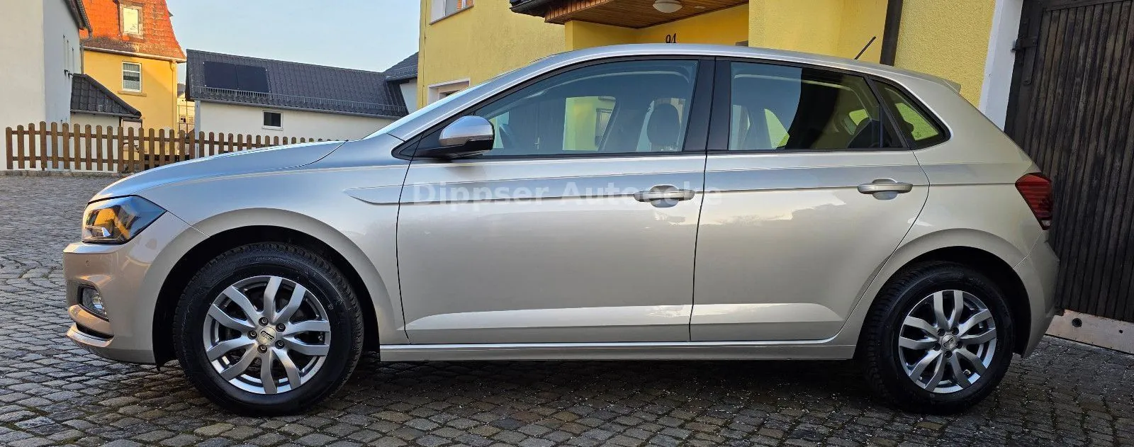 Fahrzeugabbildung Volkswagen Polo VI