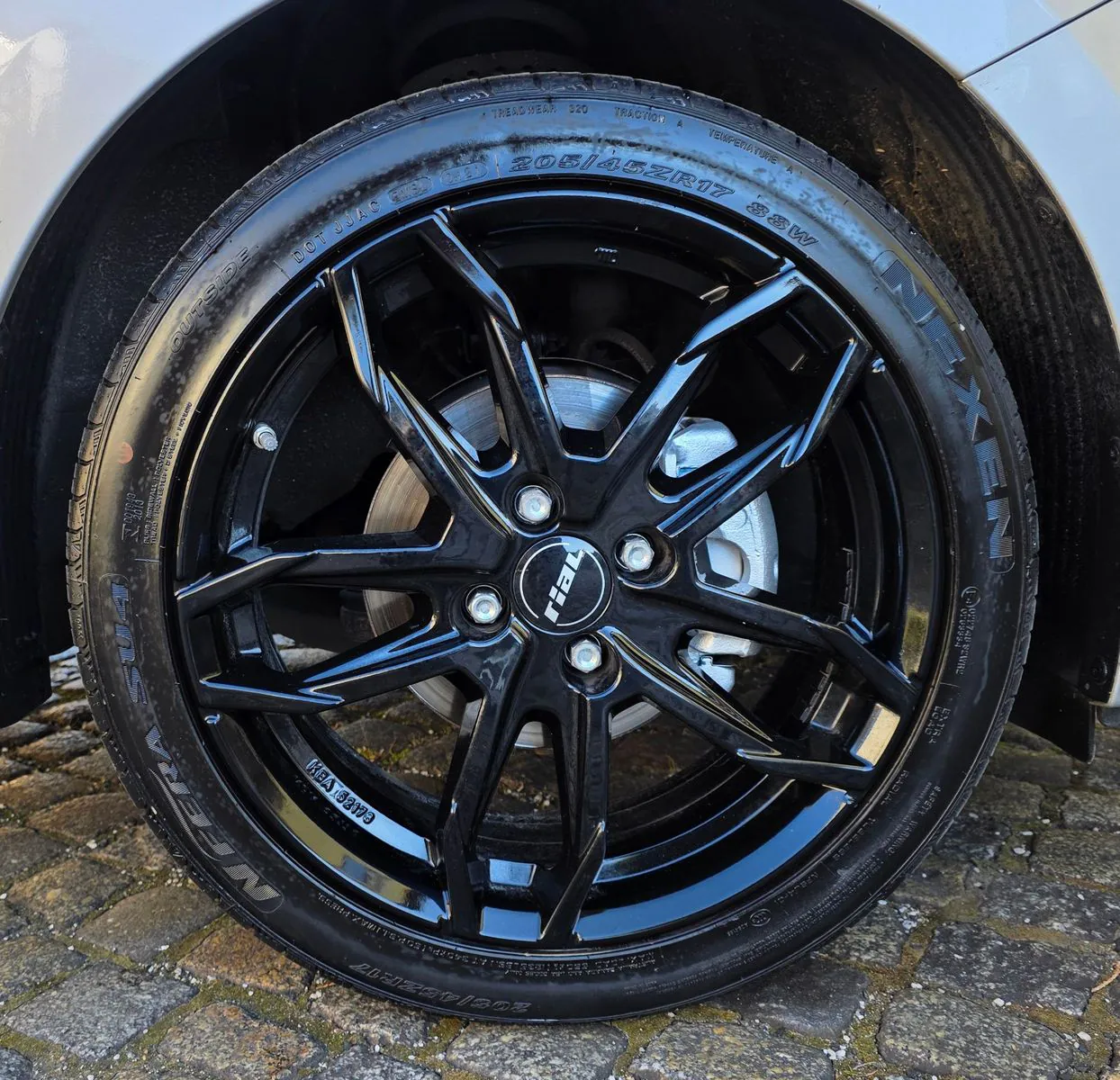 Fahrzeugabbildung Hyundai i20