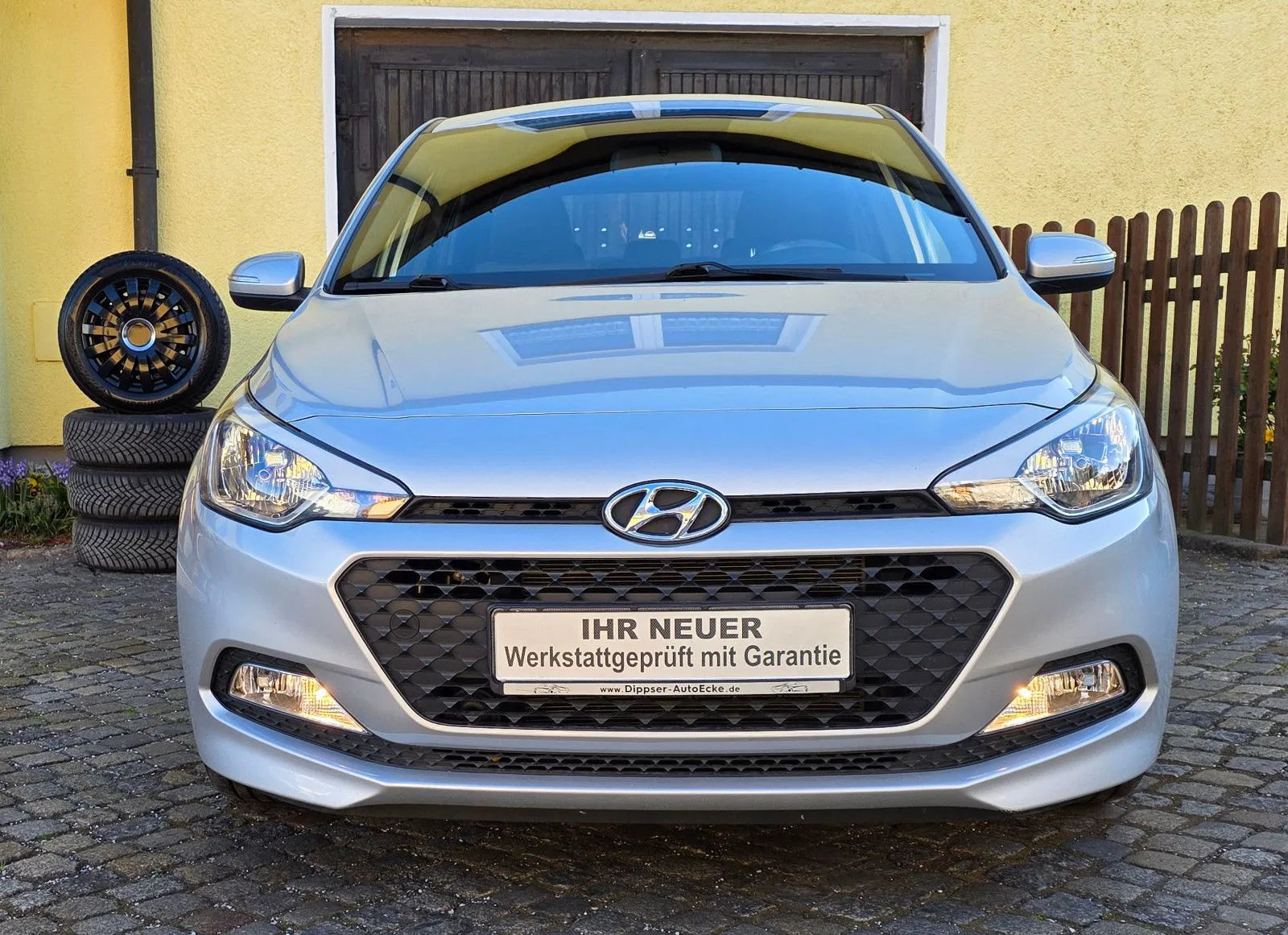 Fahrzeugabbildung Hyundai i20 
