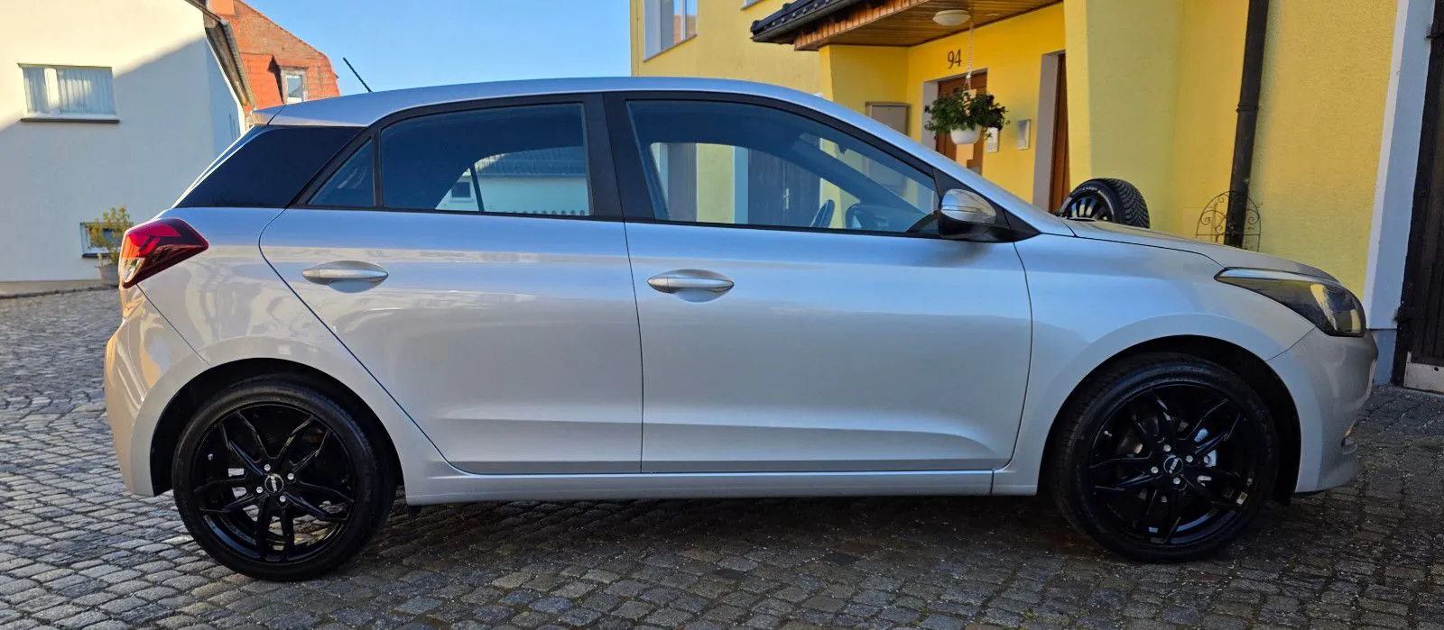 Fahrzeugabbildung Hyundai i20 