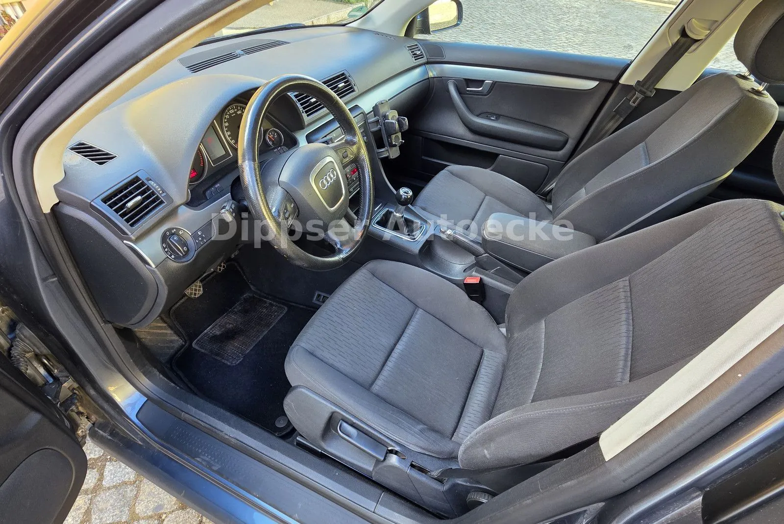 Fahrzeugabbildung Audi A4 Lim. 1.9 TDI_Climatr_8 fach Alu...
