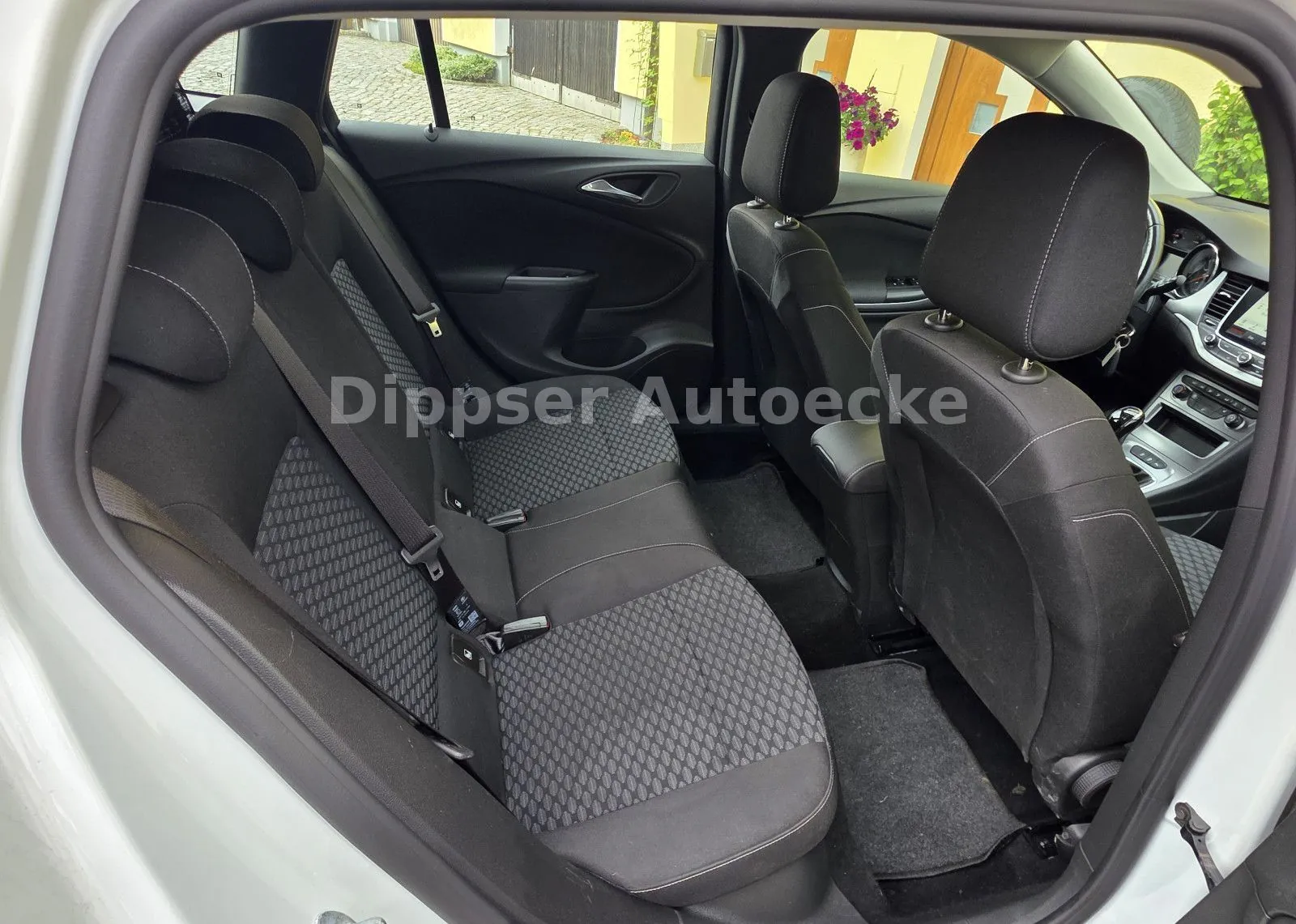 Fahrzeugabbildung Opel Astra K Sports Tourer
