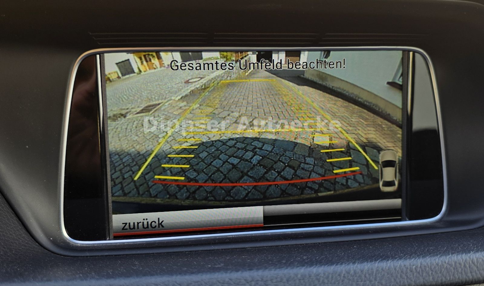 Fahrzeugabbildung Mercedes-Benz E 350_Limousine_4Matic_Climatr_Sitzh_8 fach...