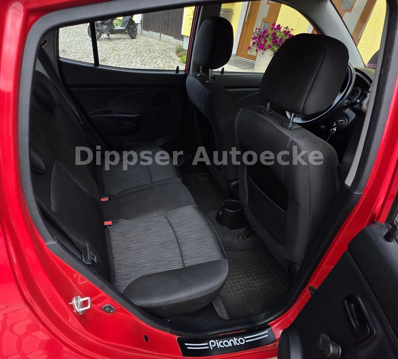 Fahrzeugabbildung Kia Picanto 1.1 Start_el. FH_8 fach ber_OHNE KLIMA!