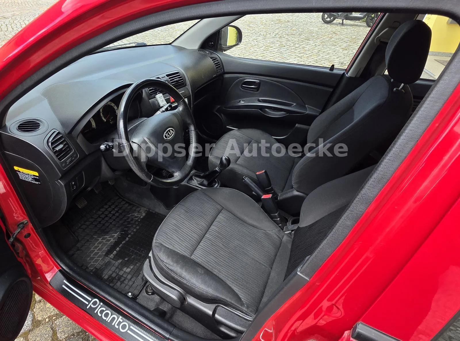 Fahrzeugabbildung Kia Picanto 1.1 Start_el. FH_8 fach ber_OHNE KLIMA!