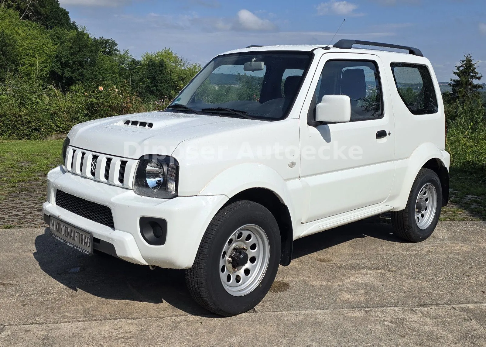 Fahrzeugabbildung Suzuki Jimny 