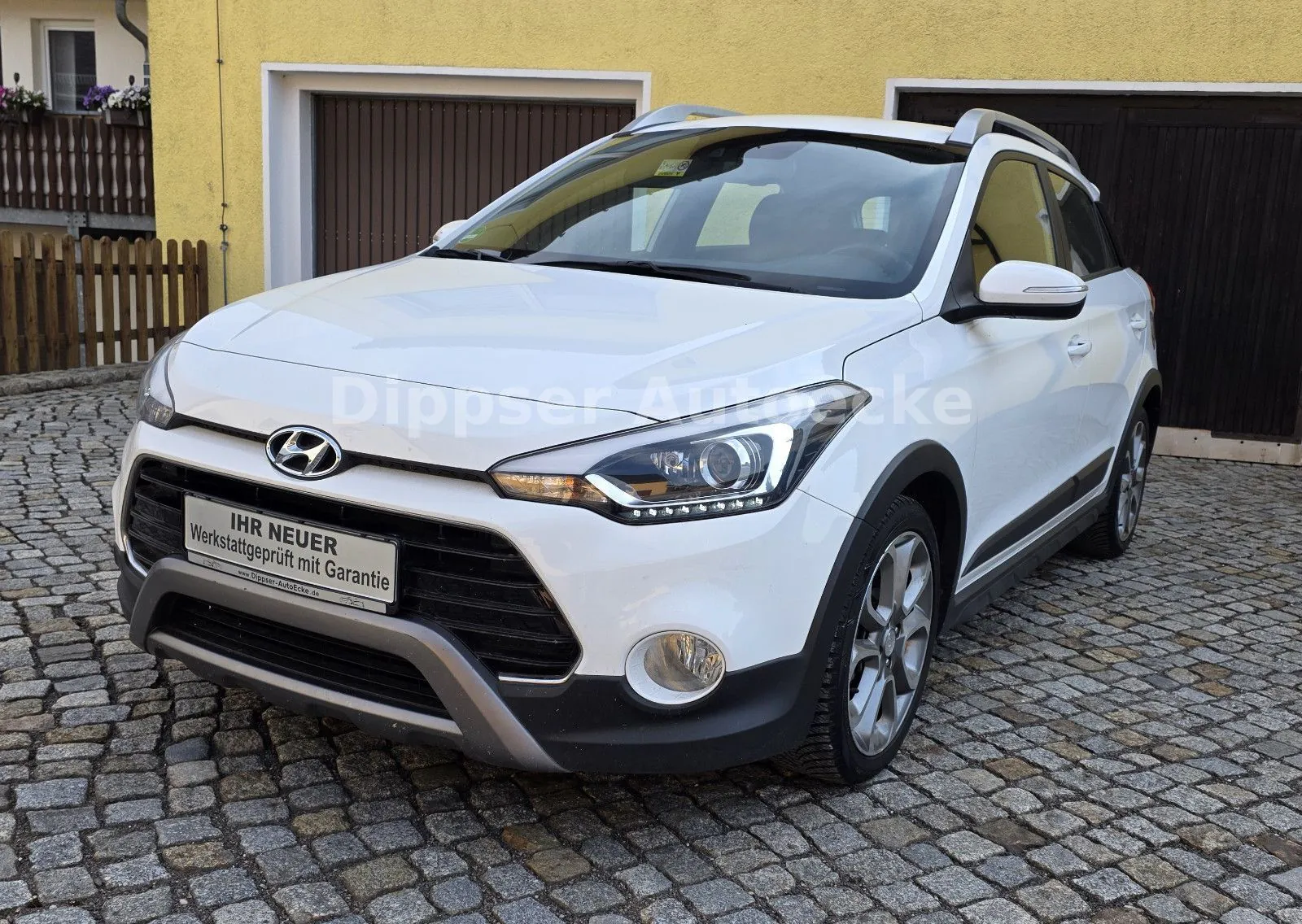 Fahrzeugabbildung Hyundai i20 Active 
