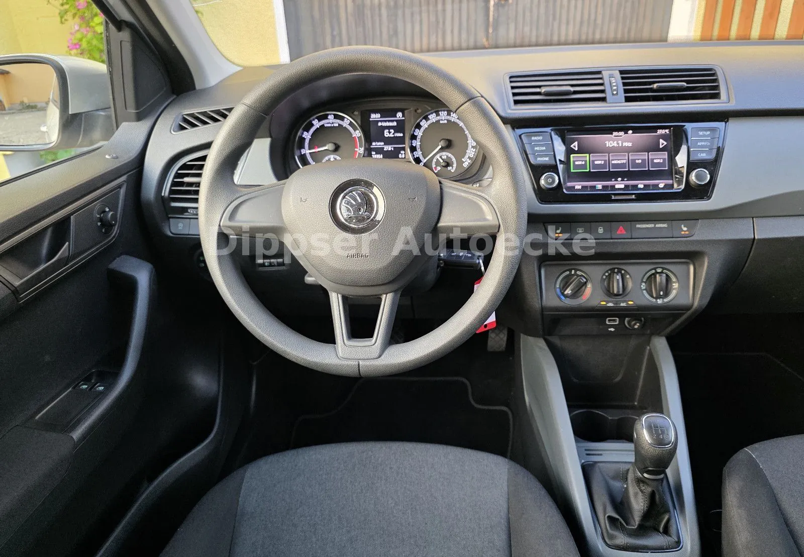 Fahrzeugabbildung SKODA Fabia Cool Plus_Klima_Sitzh_Parkp_Alufelgen...