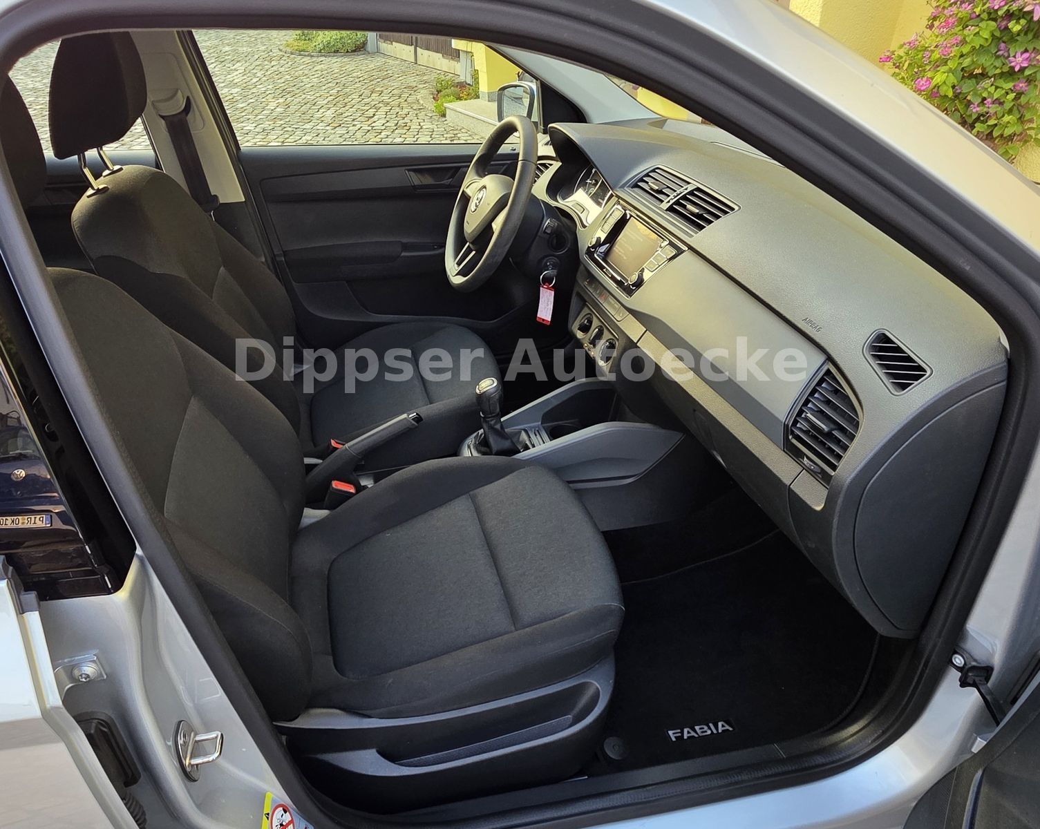 Fahrzeugabbildung SKODA Fabia Cool Plus_Klima_Sitzh_Parkp_Alufelgen...