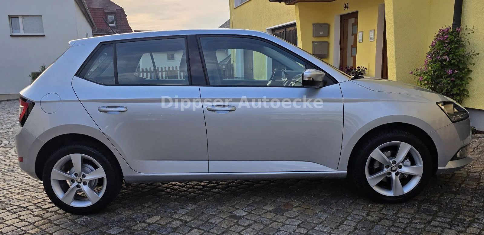 Fahrzeugabbildung SKODA Fabia Cool Plus_Klima_Sitzh_Parkp_Alufelgen...
