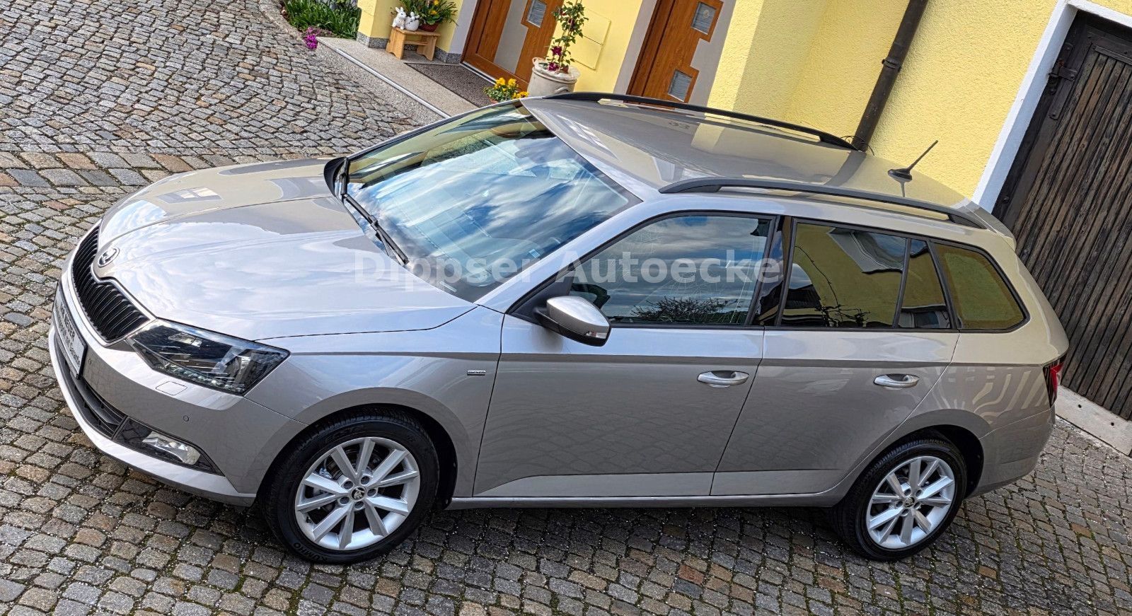 Fahrzeugabbildung SKODA Fabia Combi 